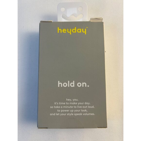 Heyday Keychain & Holder For Apple AirTag With Gold Clip - Picture 2 of 4